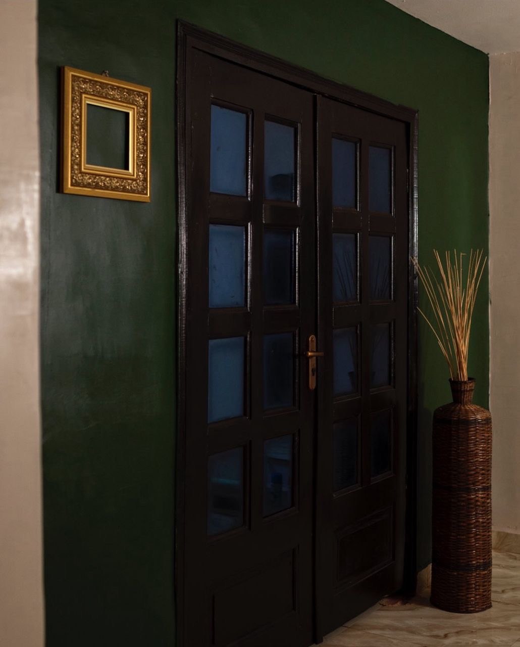 Vintage Door — Caramel Space Benin City studio (1)